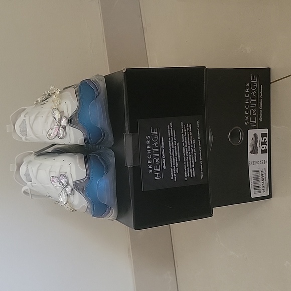 SKECHERS sneakers - Picture 2 of 9